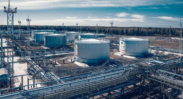 «Газпром» поставил Shell первую партию «зеленого» СПГ