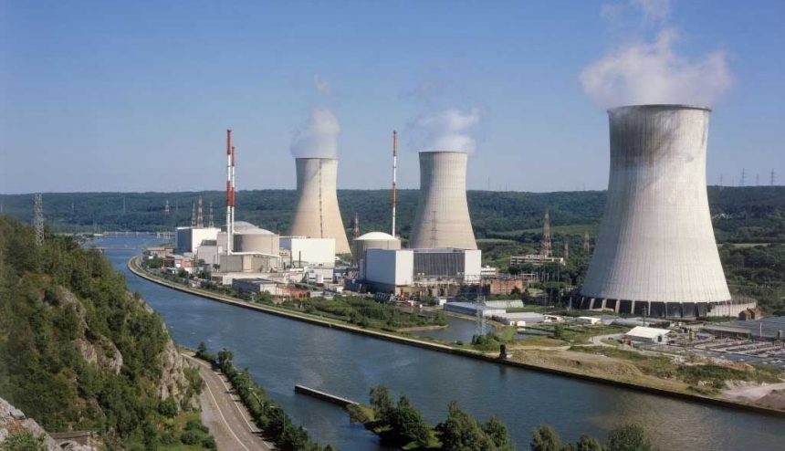 В Бельгии остановлен атомный реактор из-за утечки водорода