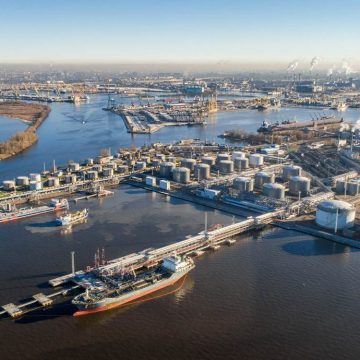Петербургский нефтяной терминал реконструируют за 4,7 млрд рублей до 2024 года