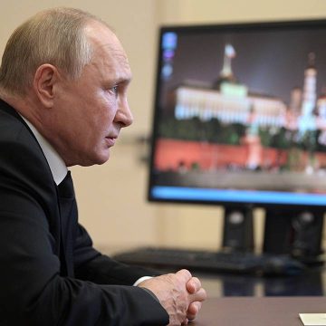 Путин отметил вклад атомной промышленности в укрепление ядерного щита России