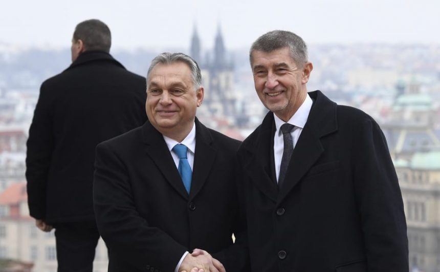 Бабиш и Орбан раскритиковали планы ЕС в сфере зеленой энергетики