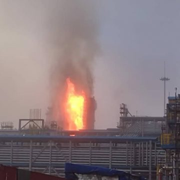 На Амурском ГПЗ остановили переработку природного газа после возгорания на установке