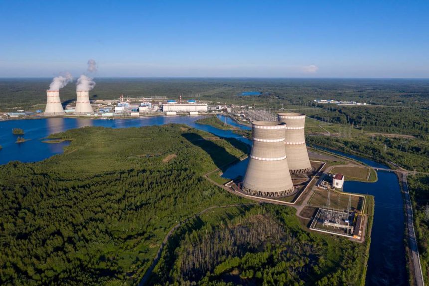 Казахстан изучает возможность строительства АЭС