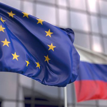 Лидеры ЕС на саммите утвердили второй пакет санкций против России и начали разработку третьего